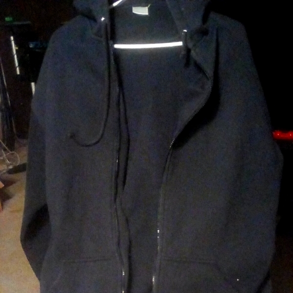 Blue hoodie warm for winter / fall Made in Pakistan - Picture 2 of 5